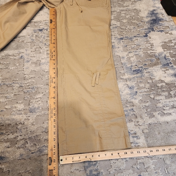 NWT Columbia Tie up ruched hem khaki pants.  Women's size 16. - Picture 9 of 16